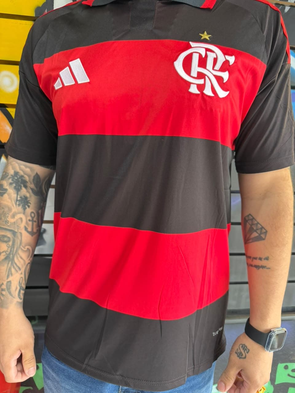 Camisa Rubro-Negra Flamengo Listrada Vermelha e Preta